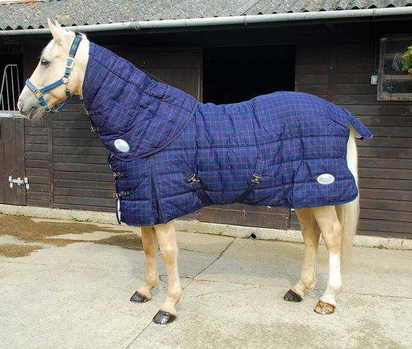 Rhinegold 'Orlando' 300g Stable Quilt